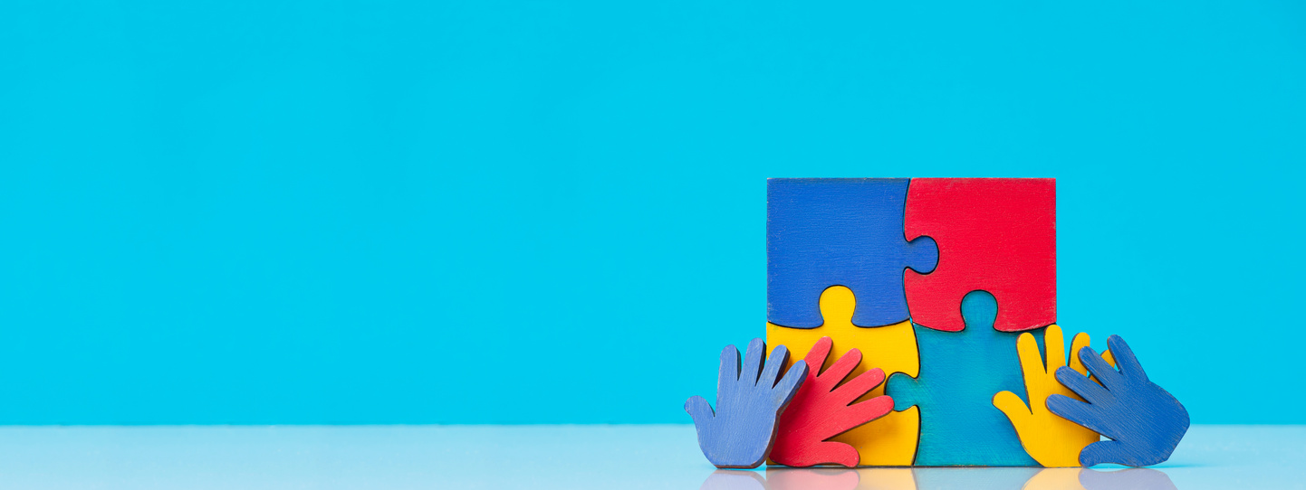 Puzzle and Hands 